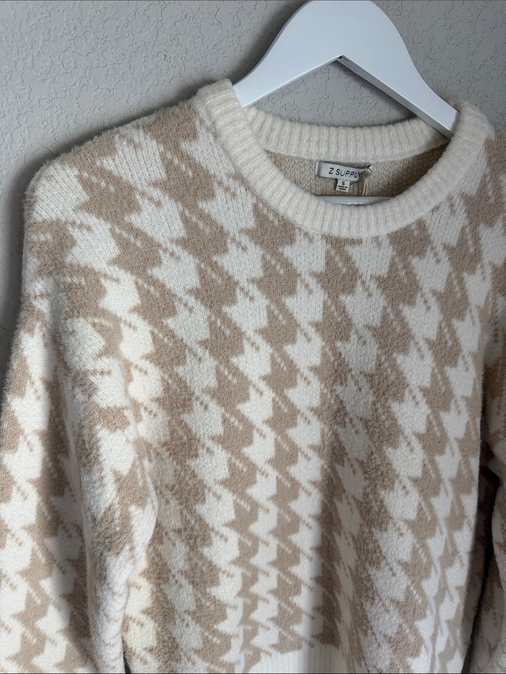 Z Supply Cream & Beige Houndstooth Crew Sweater